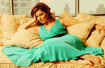 plus size model shannyn